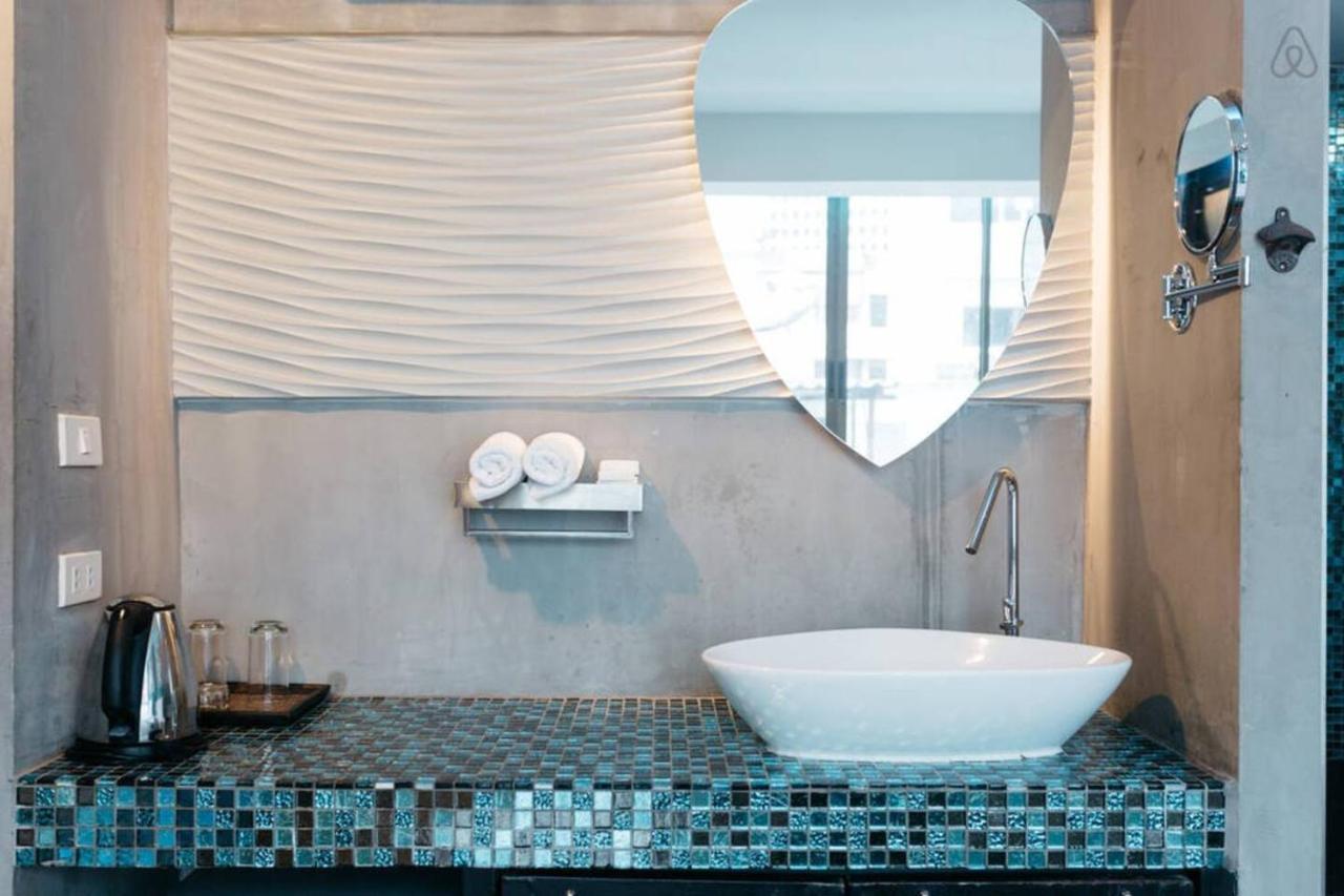 Blutique Hotel Bangkok Exteriör bild