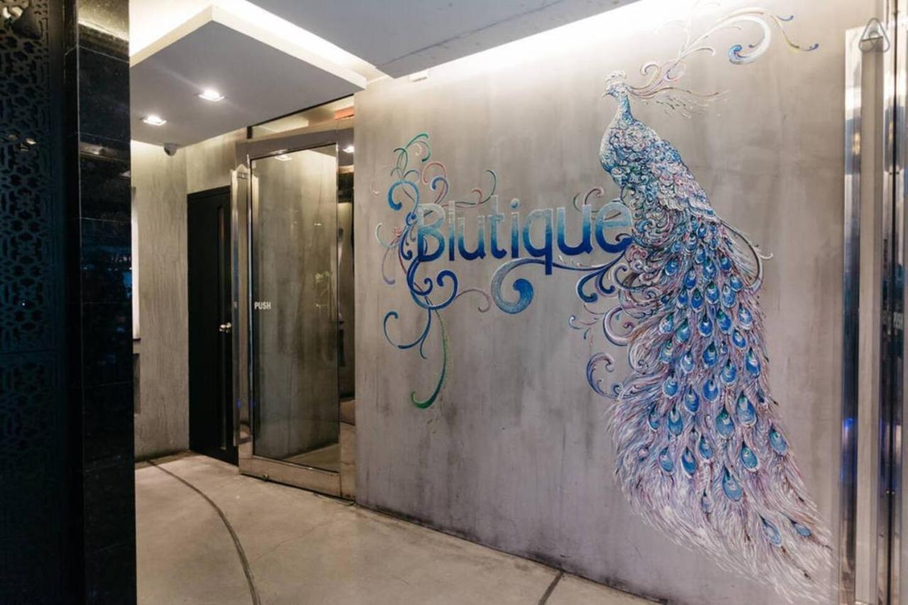Blutique Hotel Bangkok Exteriör bild