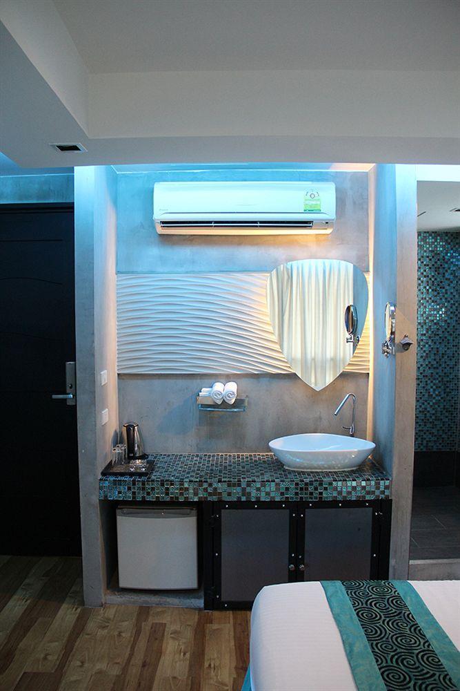 Blutique Hotel Bangkok Exteriör bild