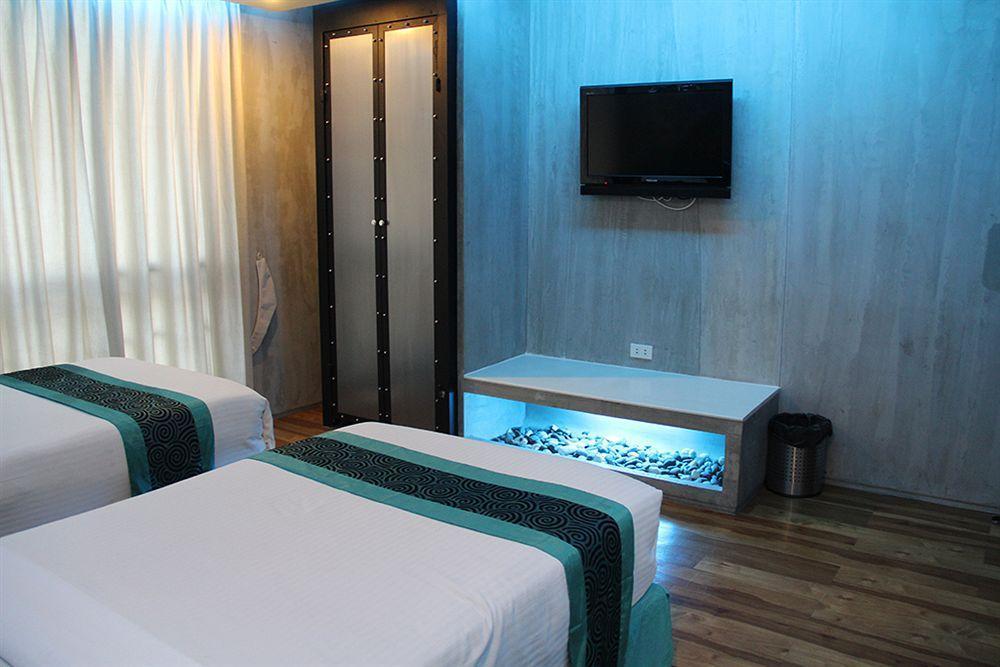 Blutique Hotel Bangkok Exteriör bild