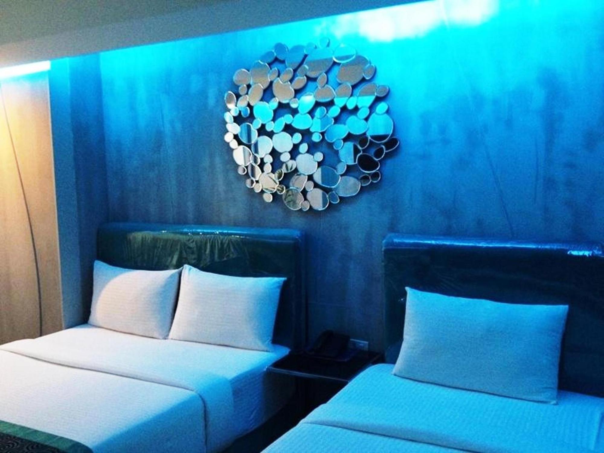Blutique Hotel Bangkok Exteriör bild